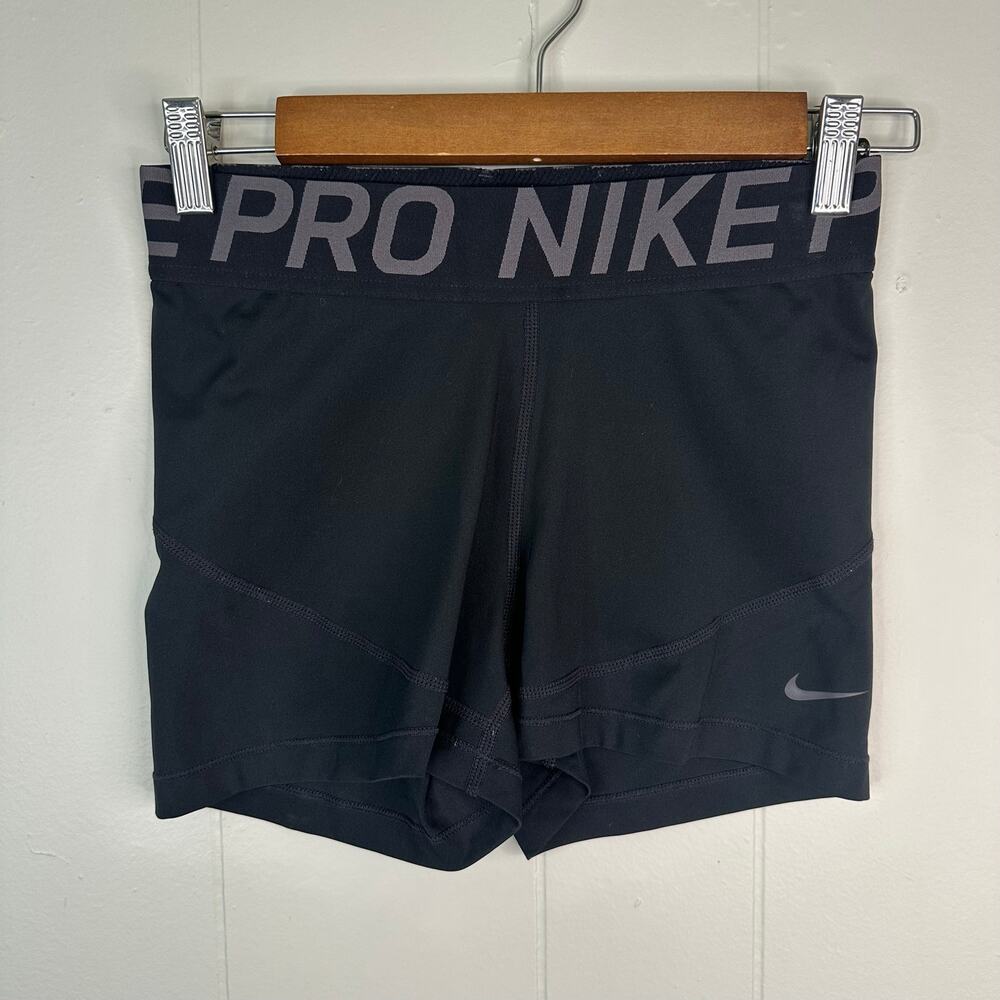 Nike Pro Womens M Black Compression Shorts Dri-FIT Athletic Training 3in